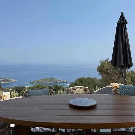 Oliana,infinity Pool & Sea Views, Sauna,