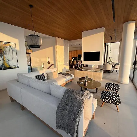 Oliana,infinity Pool & Sea Views, Sauna, Villa