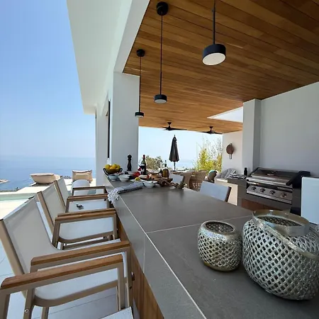 Oliana,infinity Pool & Sea Views, Sauna, Villa *