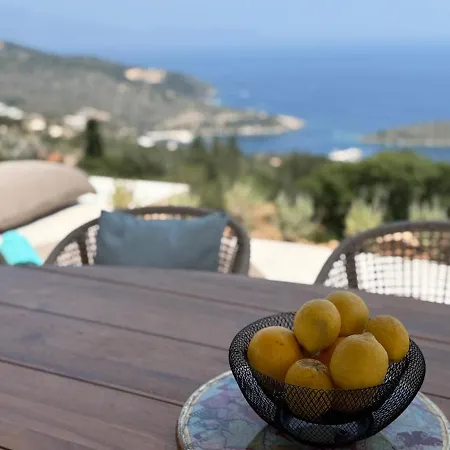 Villa Oliana,infinity Pool & Sea Views, Sauna, *