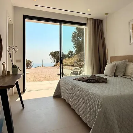 Oliana,infinity Pool & Sea Views, Sauna,